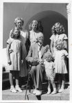 (47) Gustaf V, Sibylla and her children, 1948 (Nilsson-Foto, 12,5 x 9 cm)