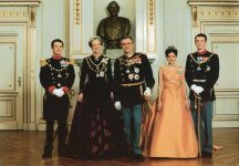 (661) The Royal Family, 1997