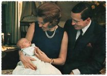 (567) Beatrix & Claus with newborn Willem-Alexander, 1967